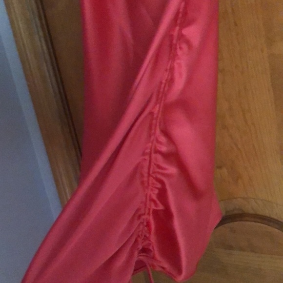 COPY - Topshop satin ruched dress - Picture 3 of 6